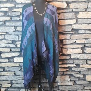 NWT Bobbie Brooks Poncho hobo tribal print one size